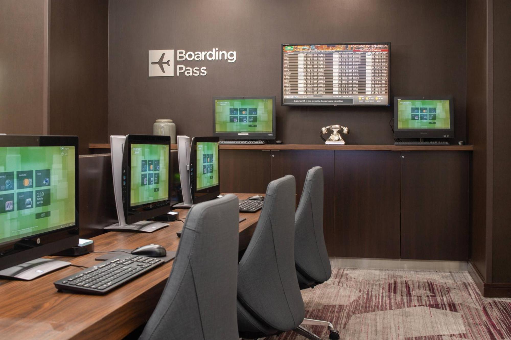 Courtyard By Marriott Portland Airport Otel Dış mekan fotoğraf