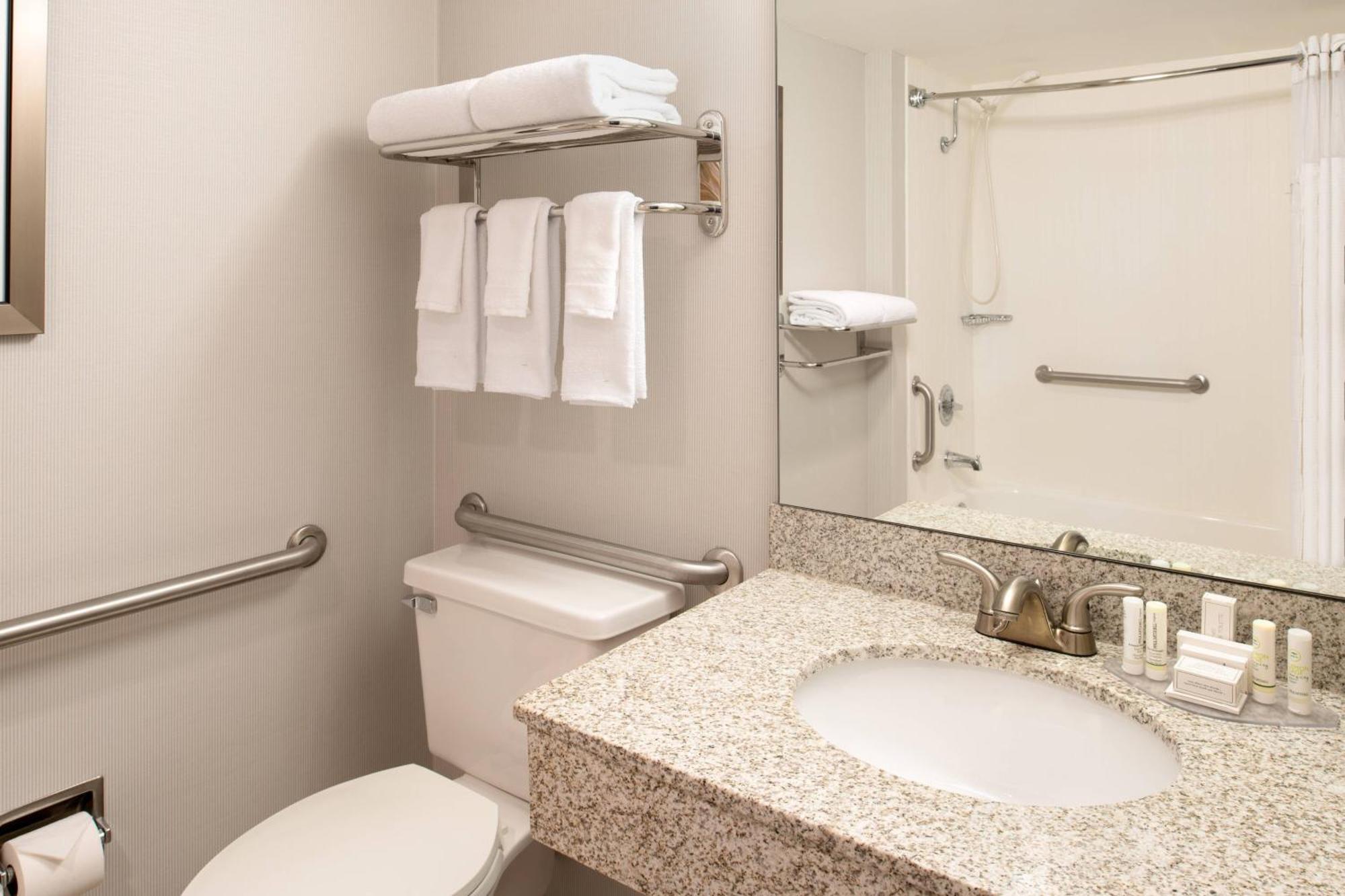 Courtyard By Marriott Portland Airport Otel Dış mekan fotoğraf
